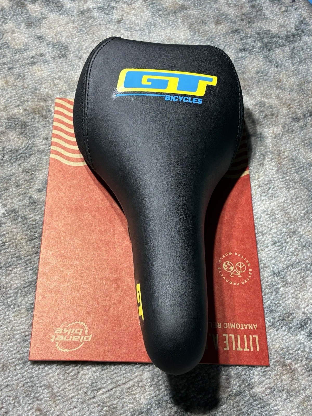 Old school style Custom GT Race Bmx Seat Railed New Black Large