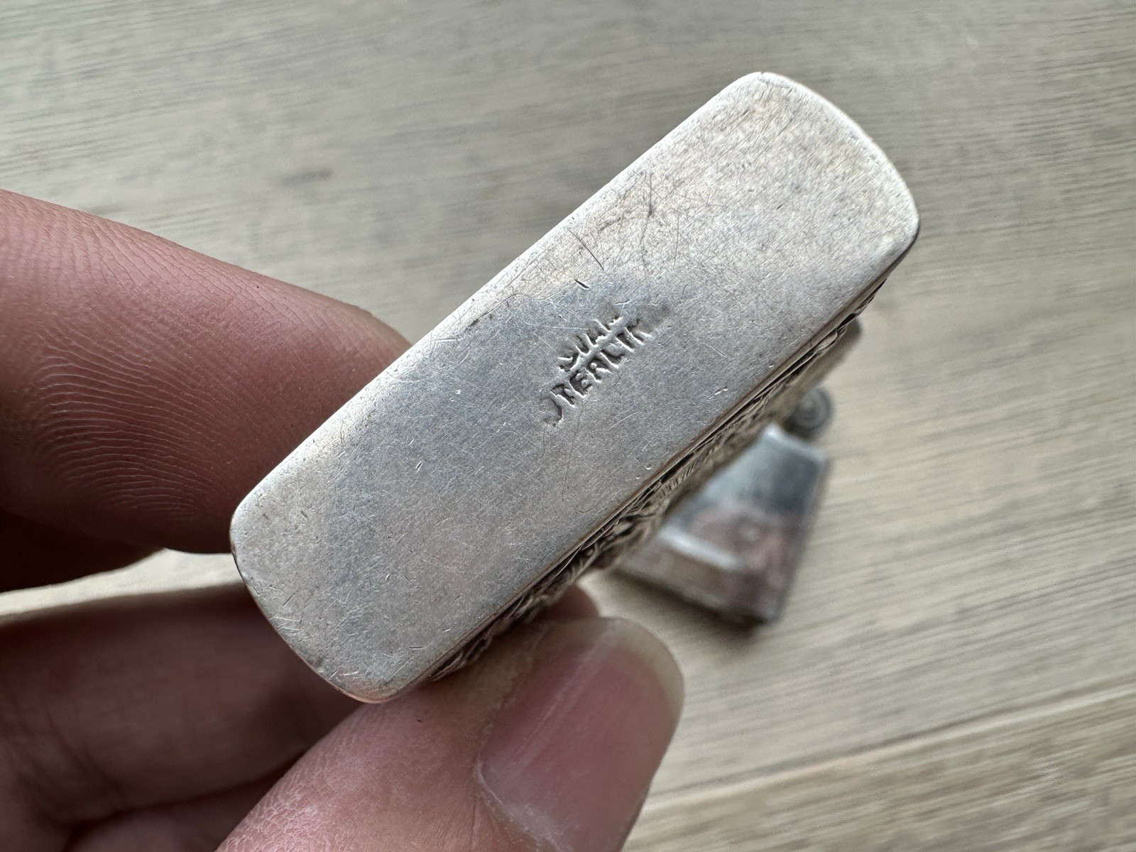 SIAM STERLING SILVER LIGHTER CASE WITH 16-HOLE ZIPPO INSERT