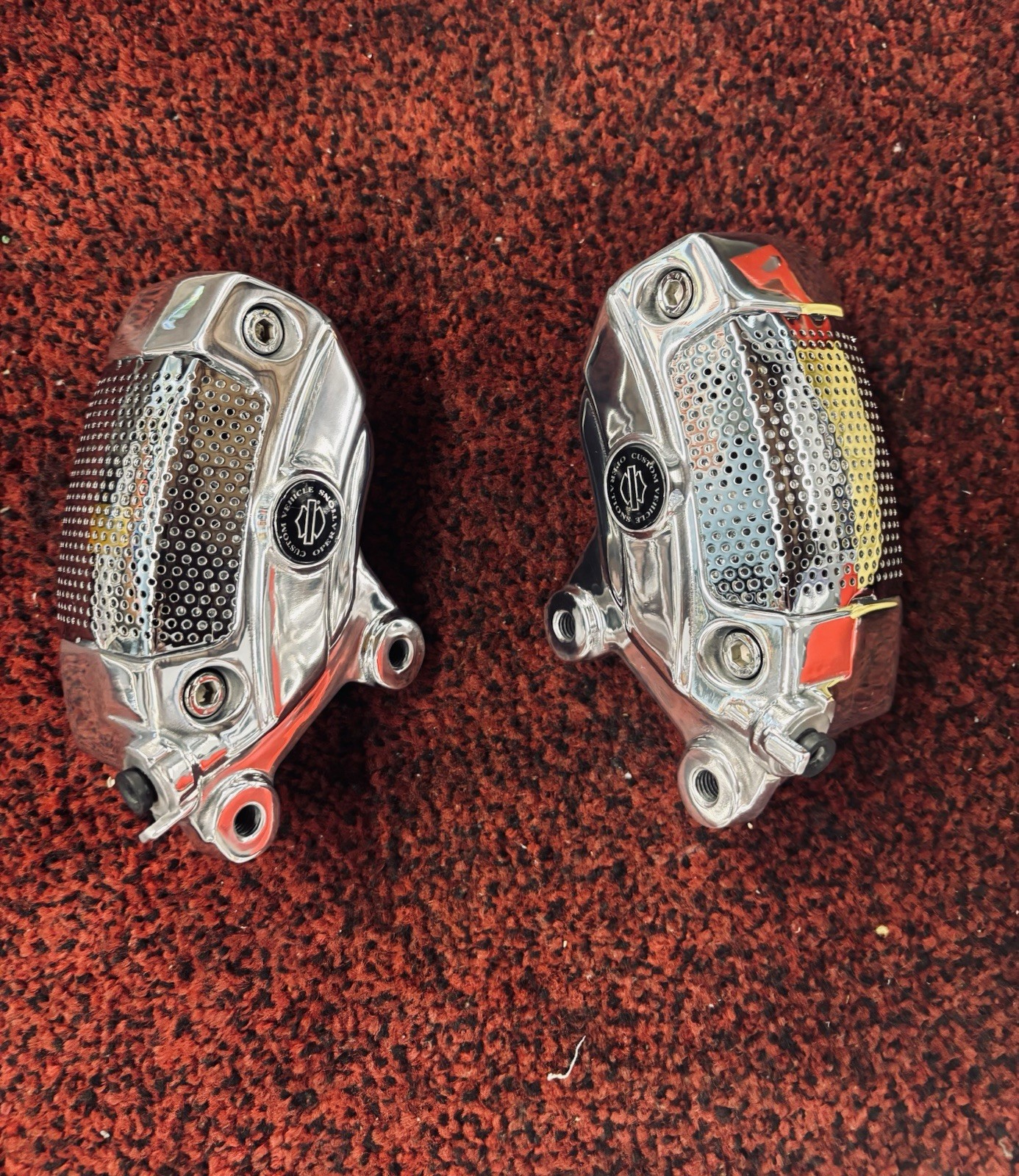 2 GENUNE CVO TOURING Harley-Davidson Front Brembo Brake Calipers Shown 443203-08
