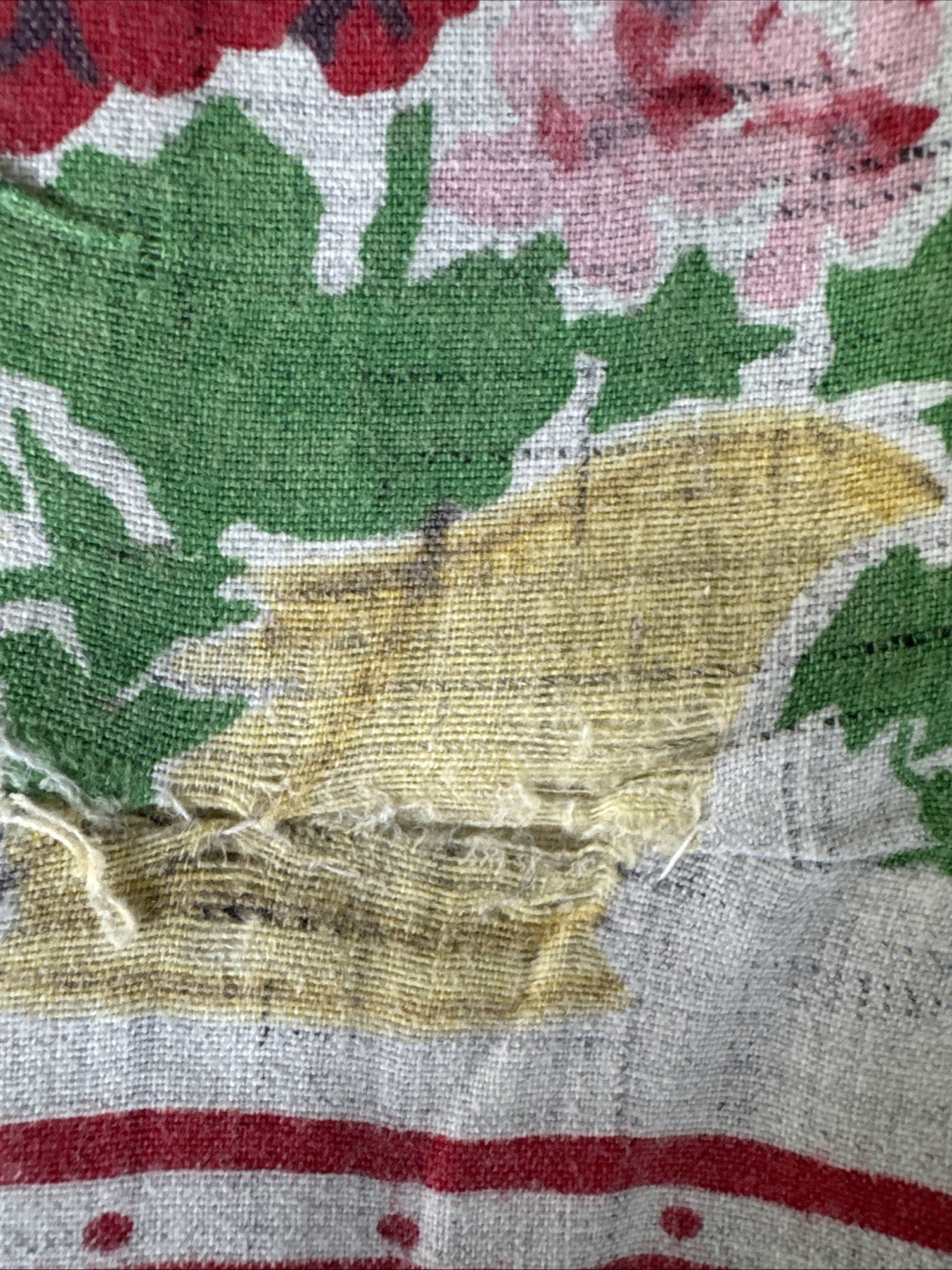 Lot Of Misfit Vintage Antique Linens Cutter Craft Sewing 10 Pieces