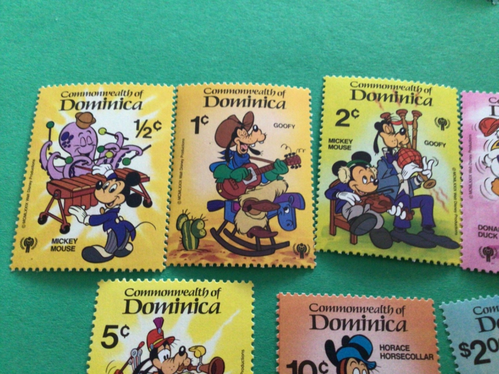 Disney characters mint never hinged stamps A10662