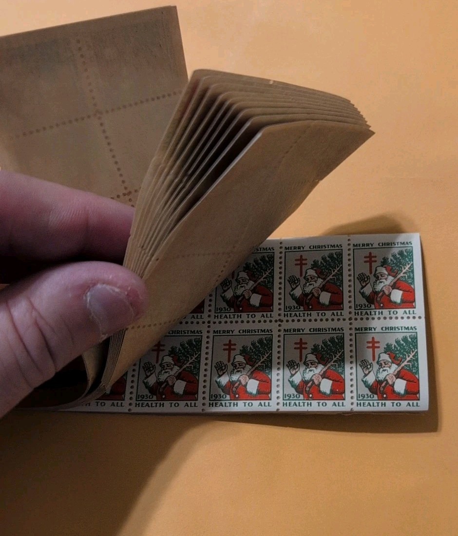 1930 US Christmas TB Seals Entire Booklet Of 200 Stamps Never Touched