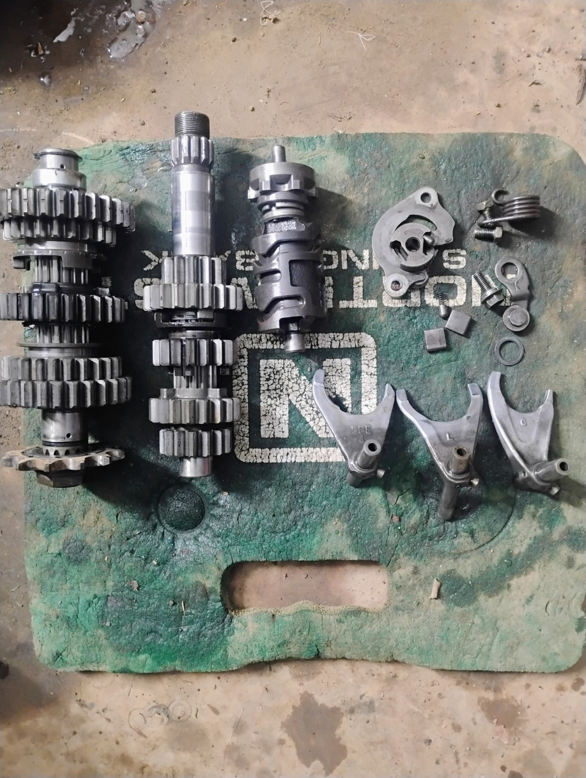 2004-2009 Yamaha YFZ450 Transmission Trans Complete 5TG-17411-00-00 OEM