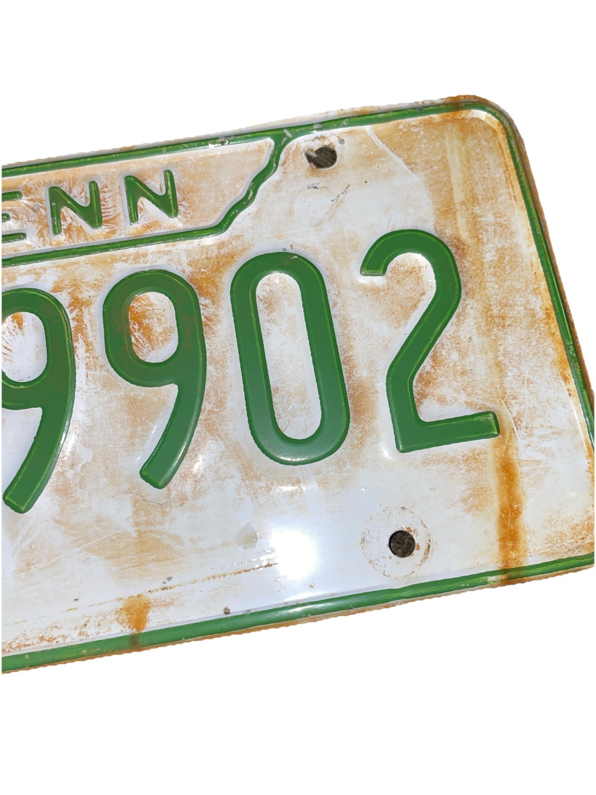 1975 Tennessee License Plate SN-9902 Green White Vintage Tag