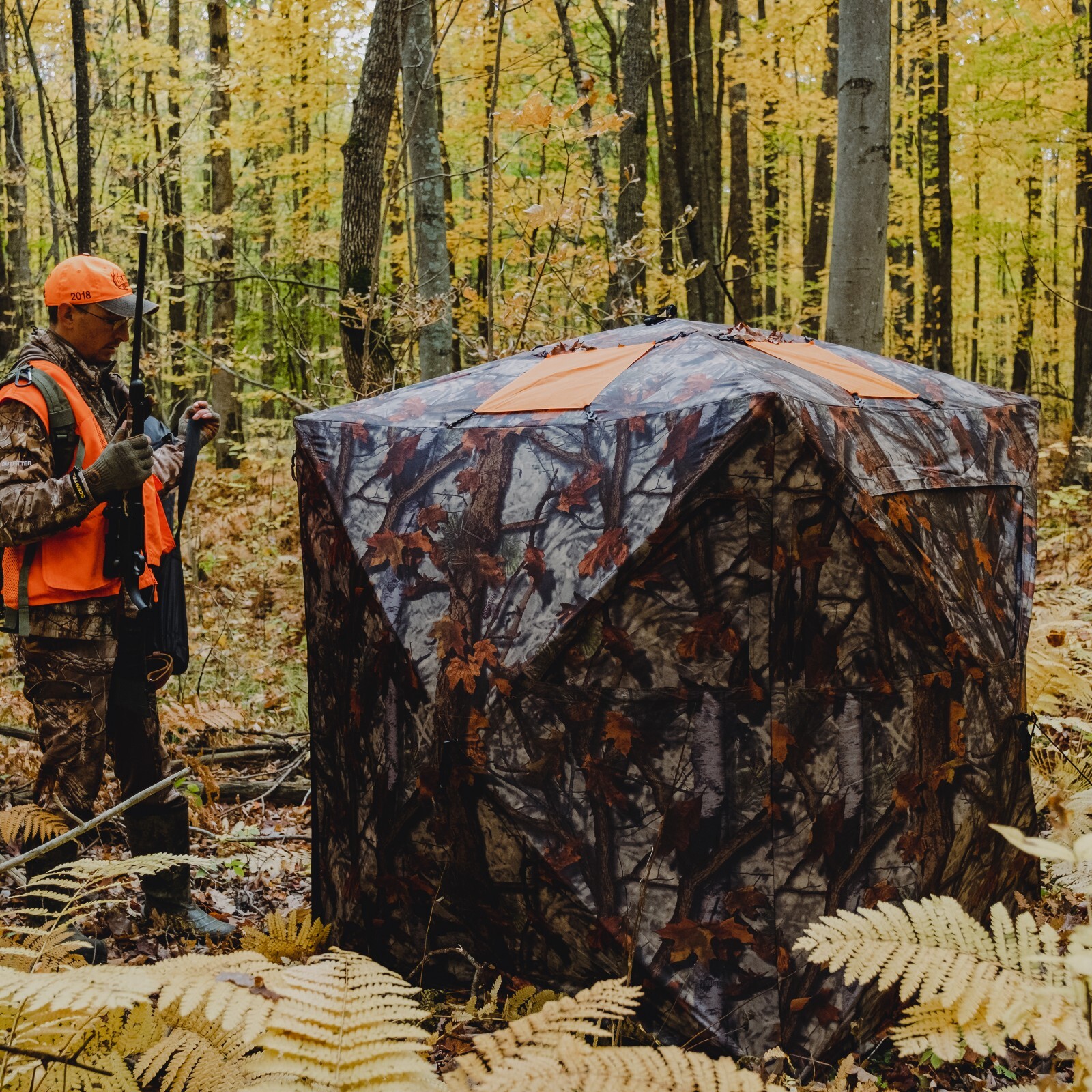 Barronett Blinds Road Runner Portable Hunting Hub Blind, 2-Person, RR200BT