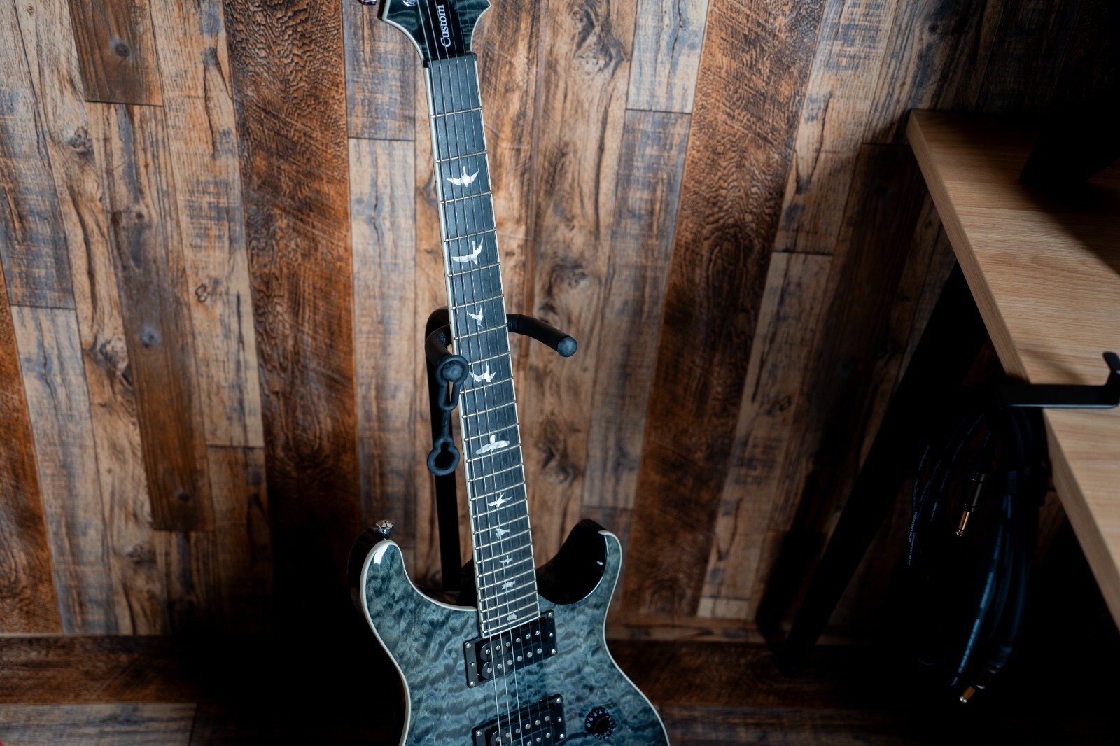 Rok-It Standard Stand for Acoustic, Electric, or Bass Guitars; (RI-GTRSTD-1)