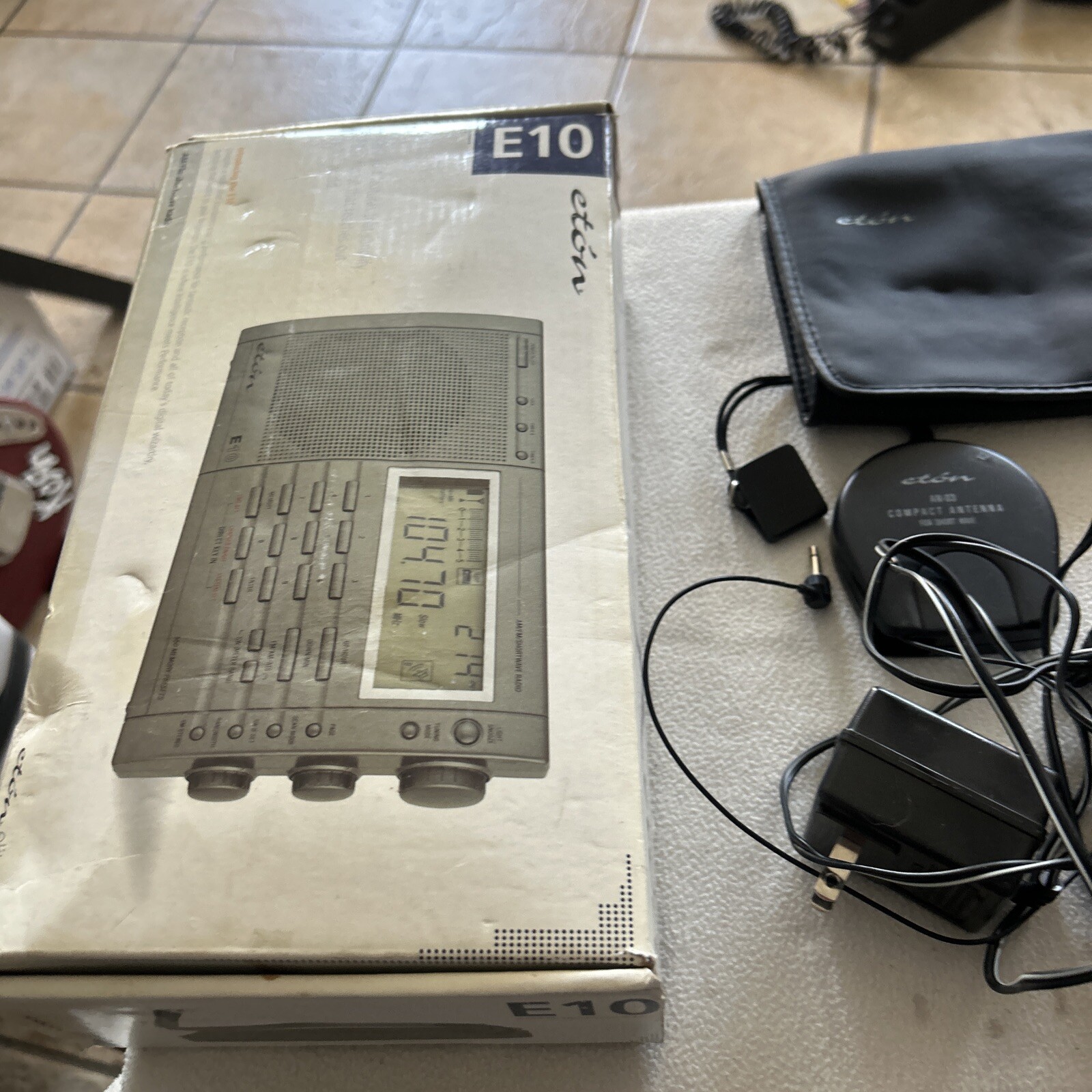 Eton E10 AM / FM / Shortwave Radio