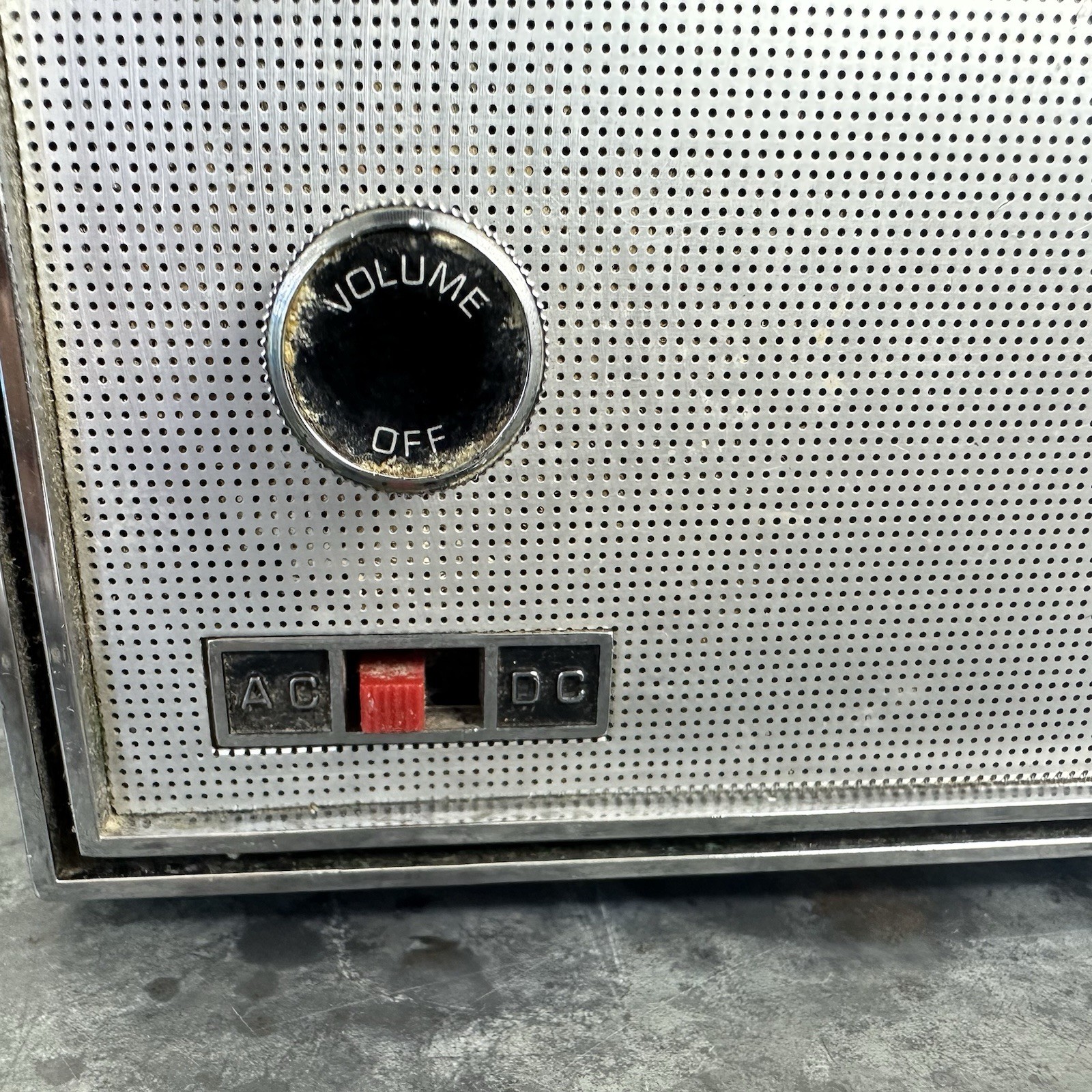 Vintage Radio Realistic Astronaut4 12-774A Tested