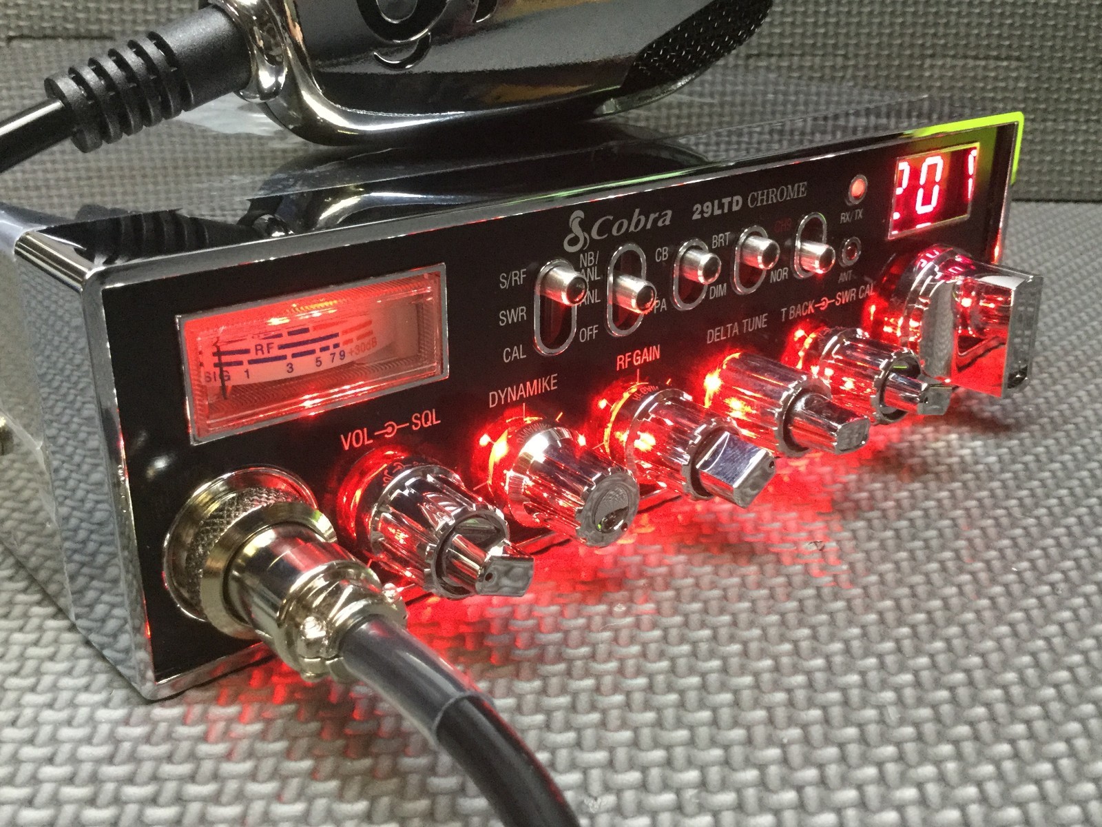 Cobra 29 Chrome - Red Light edition - PERFORMANCE TUNE + RECEIVE ENHANCE + ECHO