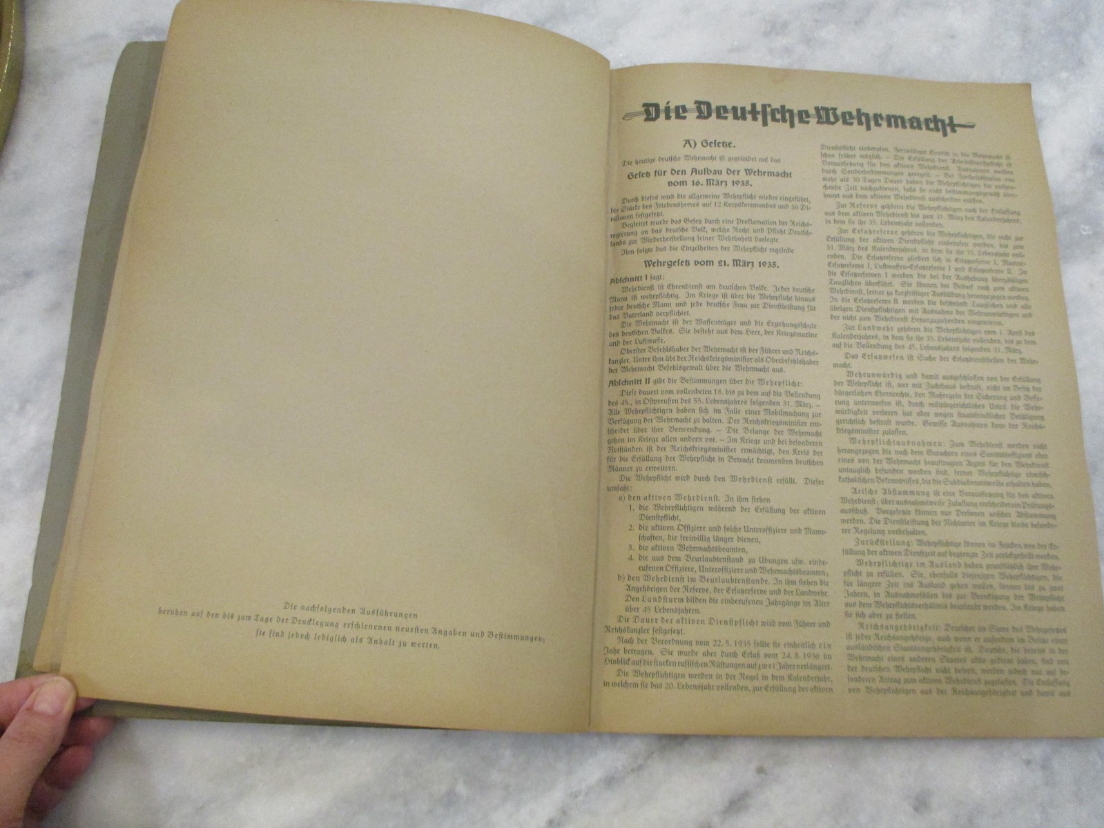 DIE DEUTLCHE WEHRMACHT - CIGARETTE CARDS PHOTO ALBUM - 1936 GERMAN - COMPLETE