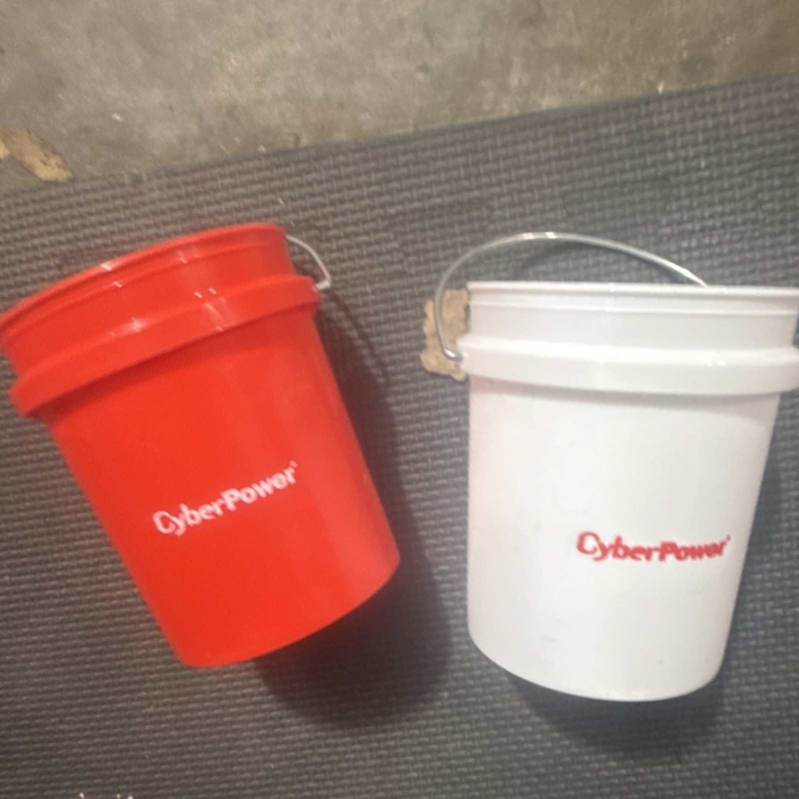 ULTRA RARE Mini Buckets CyberPower Red and White Mini Buckets 2-Pack