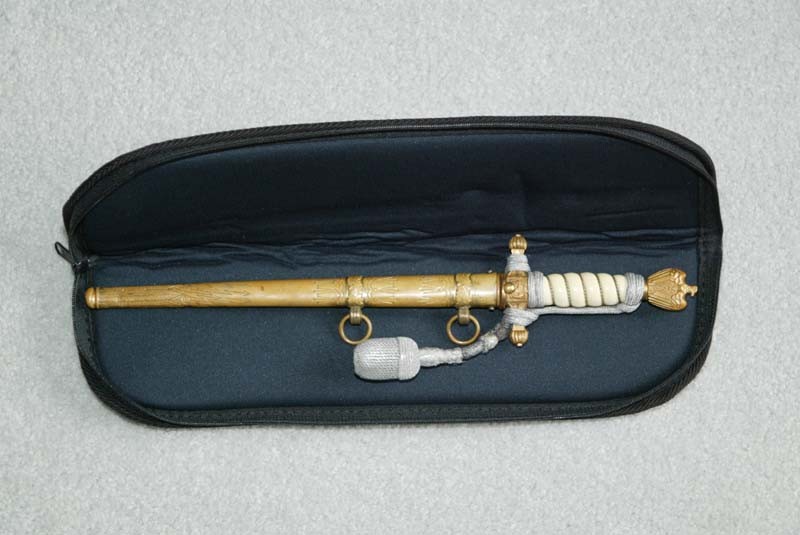 Custom 18" X 5" padded zipper case a perfect fit for most WW2 Daggers