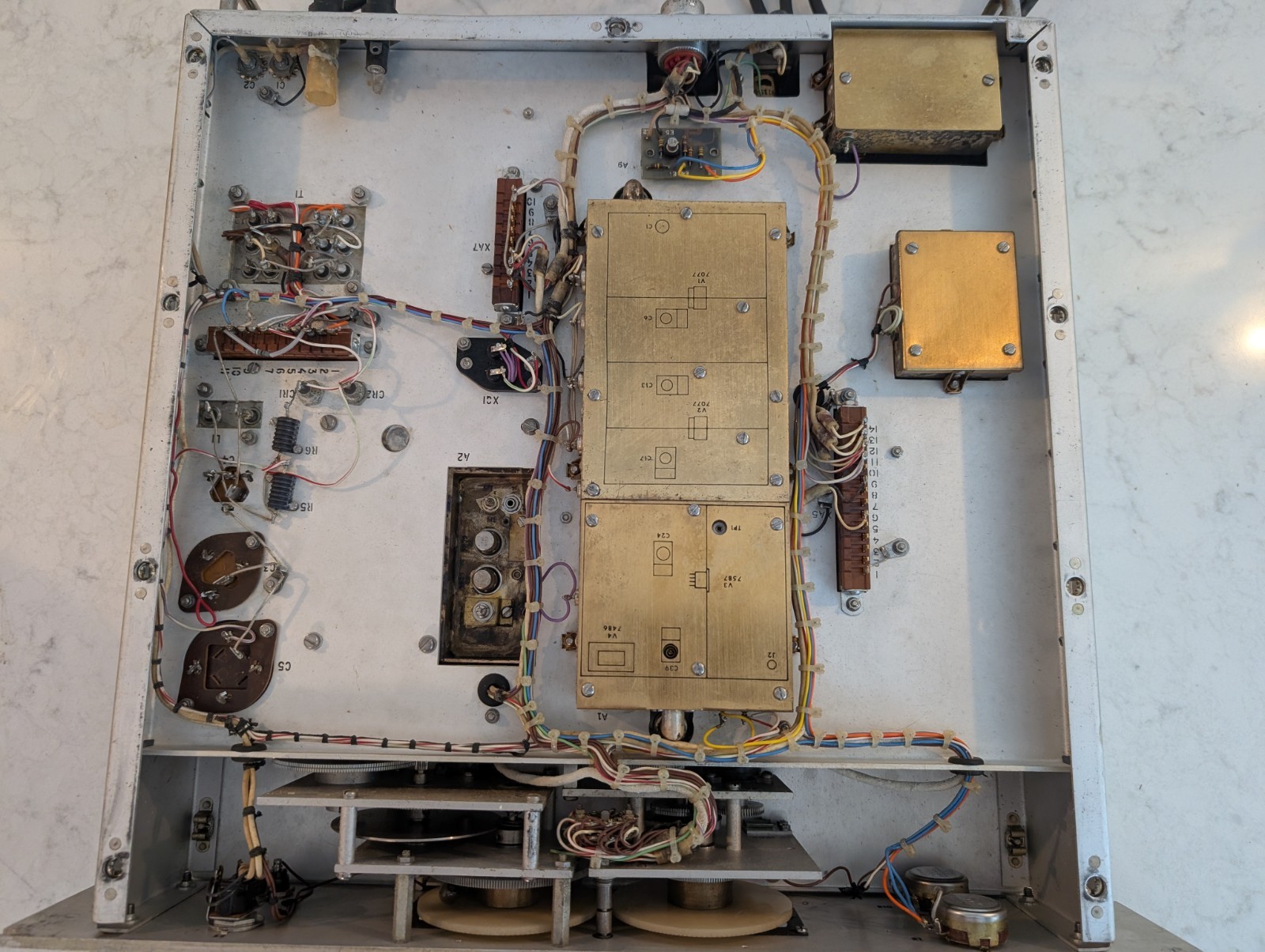 Vintage 1960s CEI Communication Electronics Inc Model UT-1000C-1 UHF Tuner