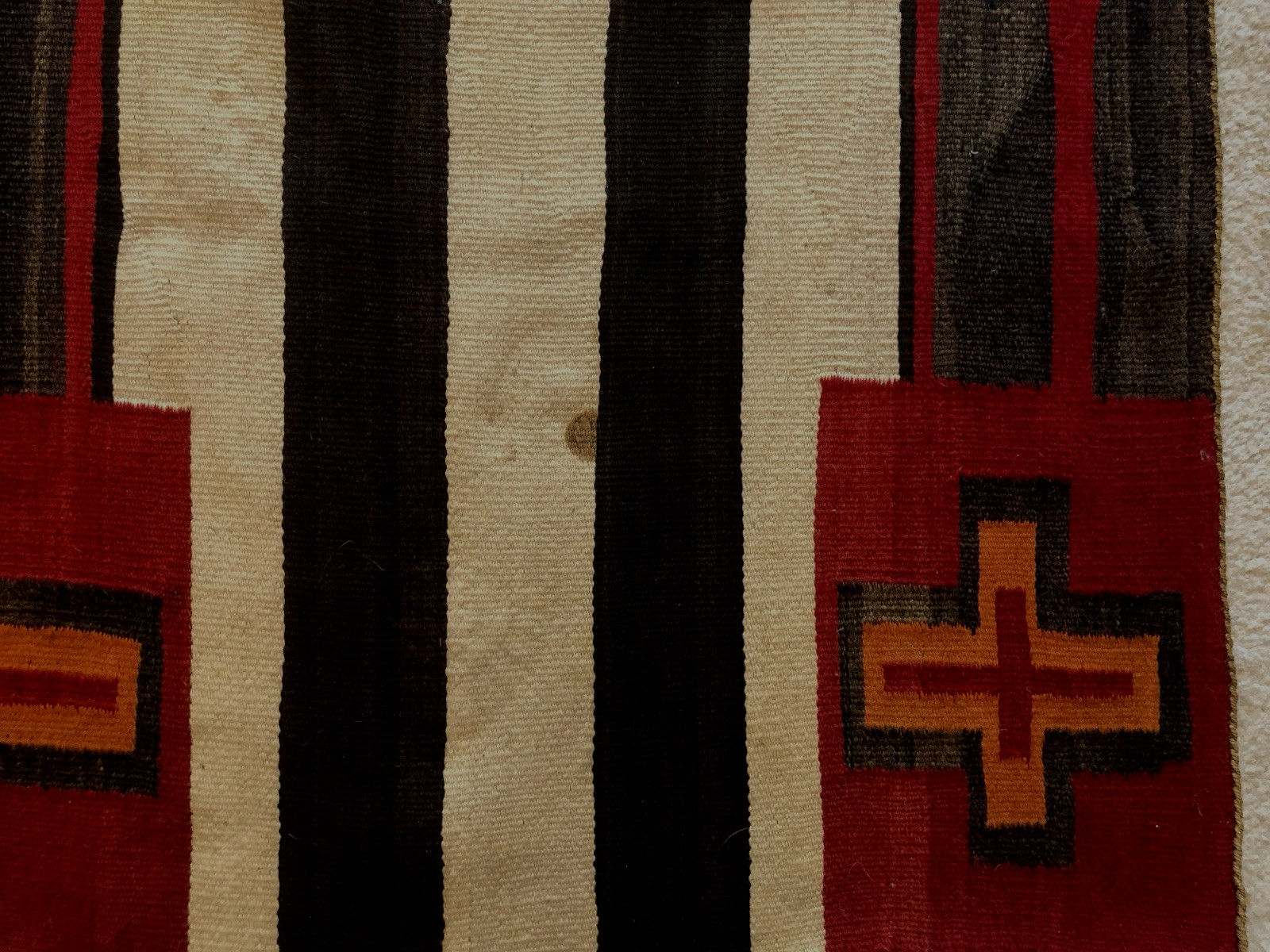 NAVAJO 2nd or 3RD PHASE? Very Old CHIEFS BLANKET Authentic w/Crosses Circa 1895