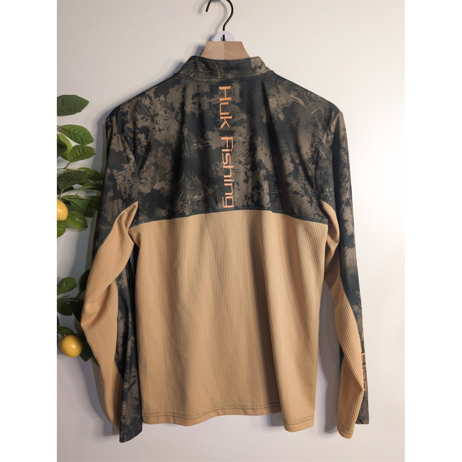 Men's Huk Fishing 1/4 Zip Camo Shirt Sz S