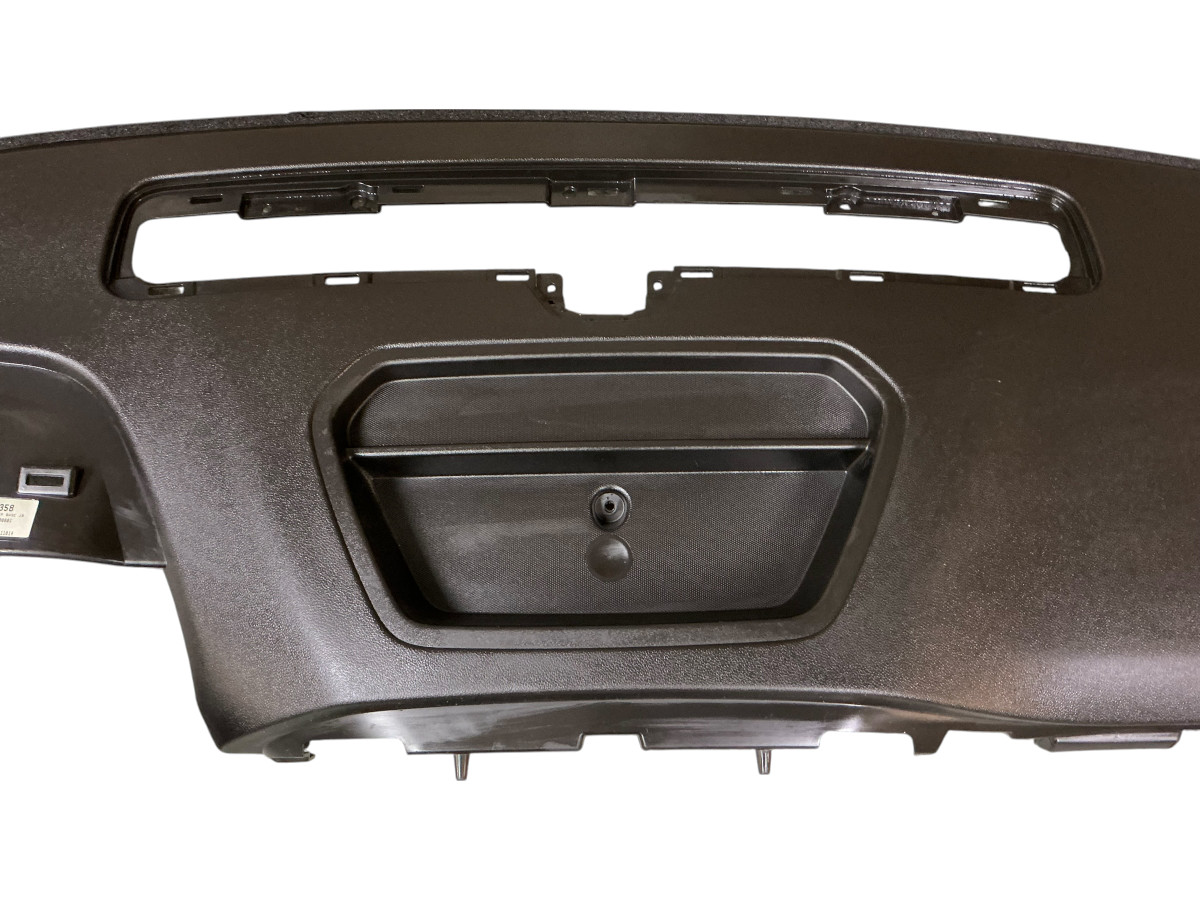 2019 20 21 22 2023 Chevy Silverado Sierra 1500-3500HD instrument panel BLACK