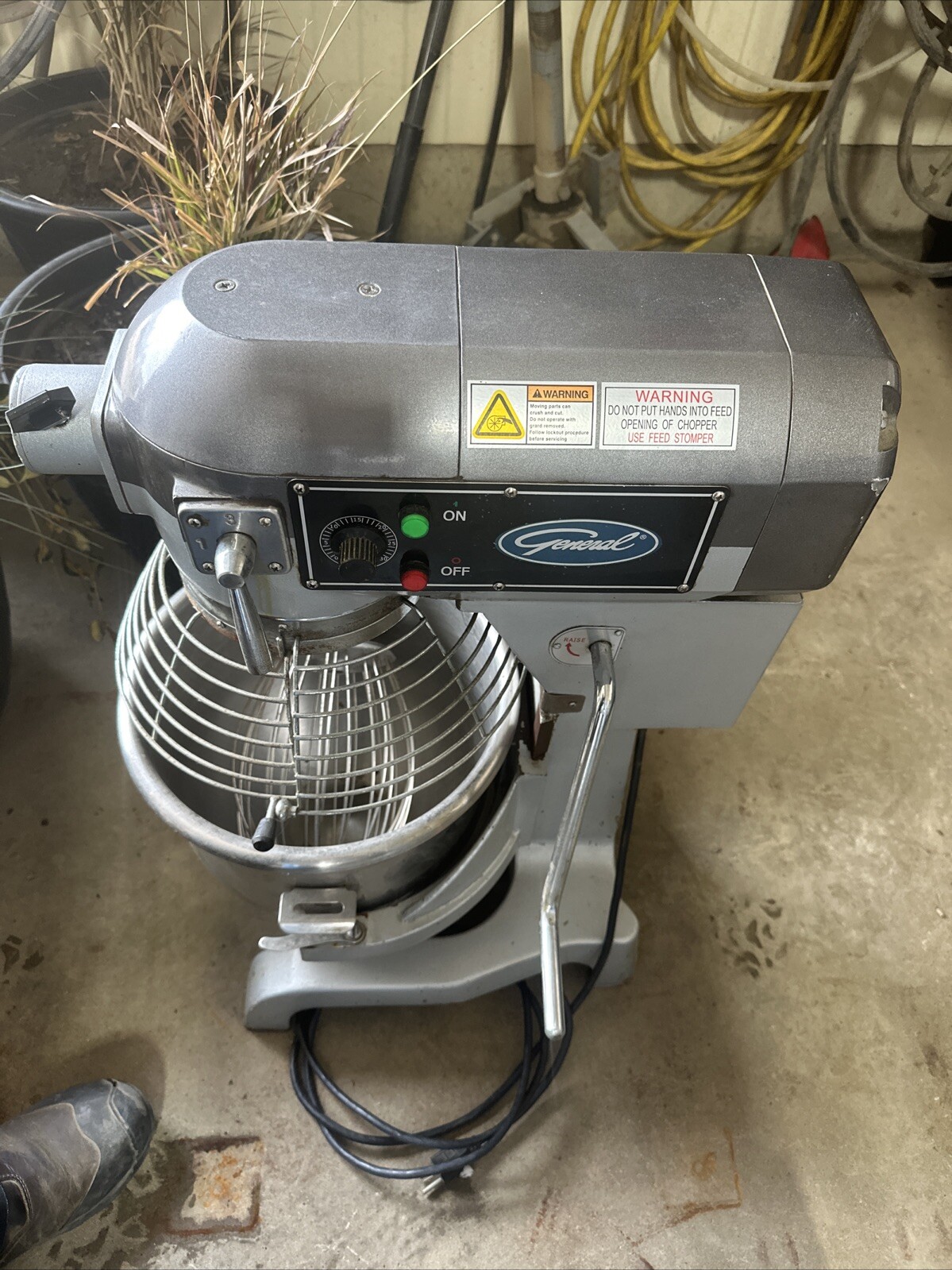 General GEM120 Commercial Planetary Dough Mixer 20-quart