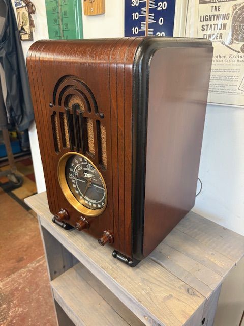 Zenith 5s228 Tombstone Radio