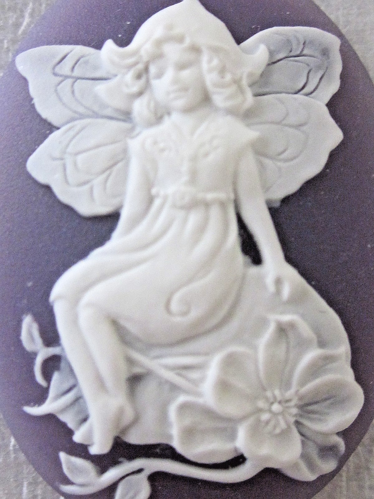 * SALE* VTG CAMEOS 40x30mm HUGE 17piece LOT JEWELRY RESIN FINDINGS REPAIR CRAFTS