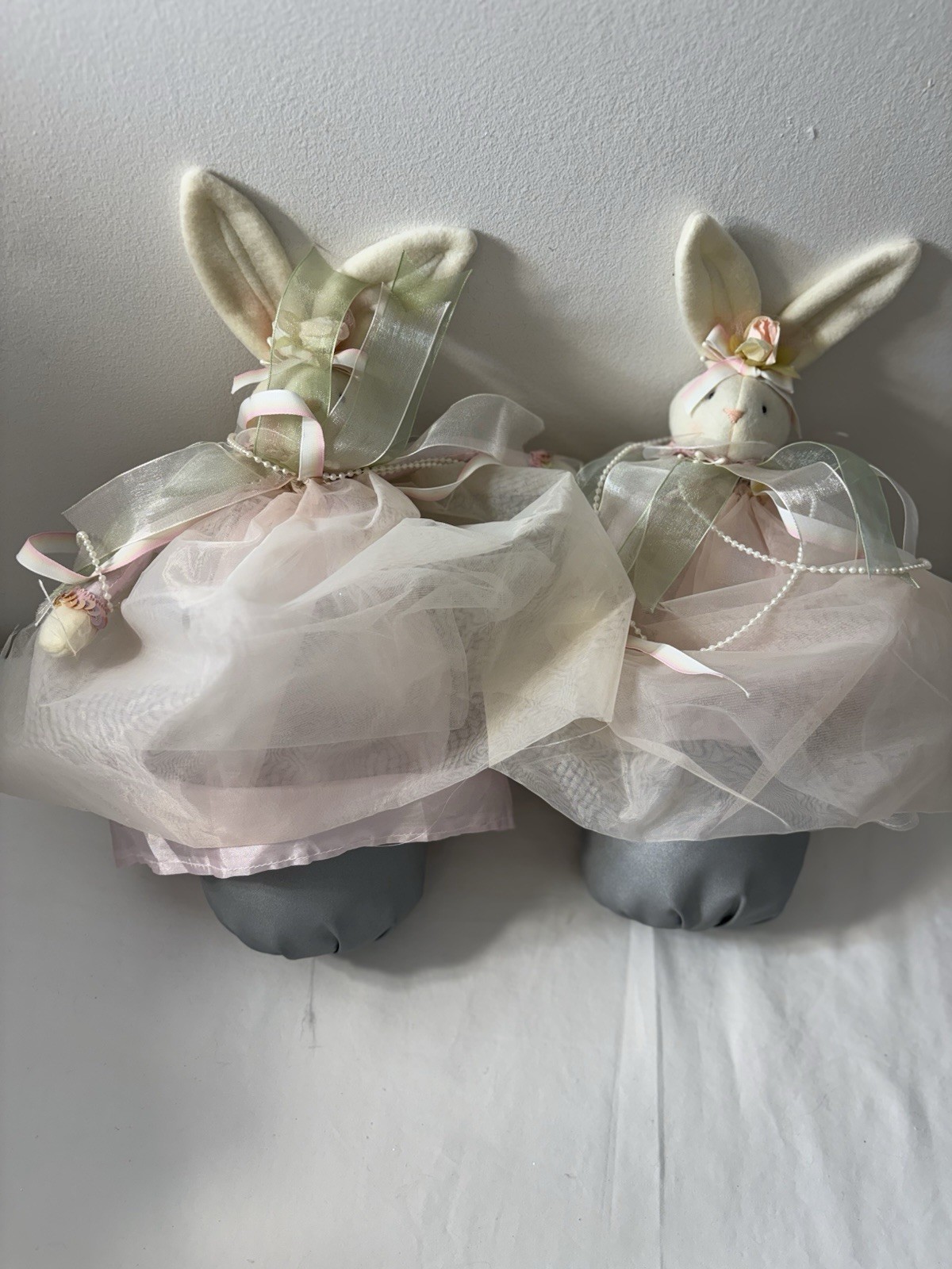 Decorative Rabbits Vintage 04