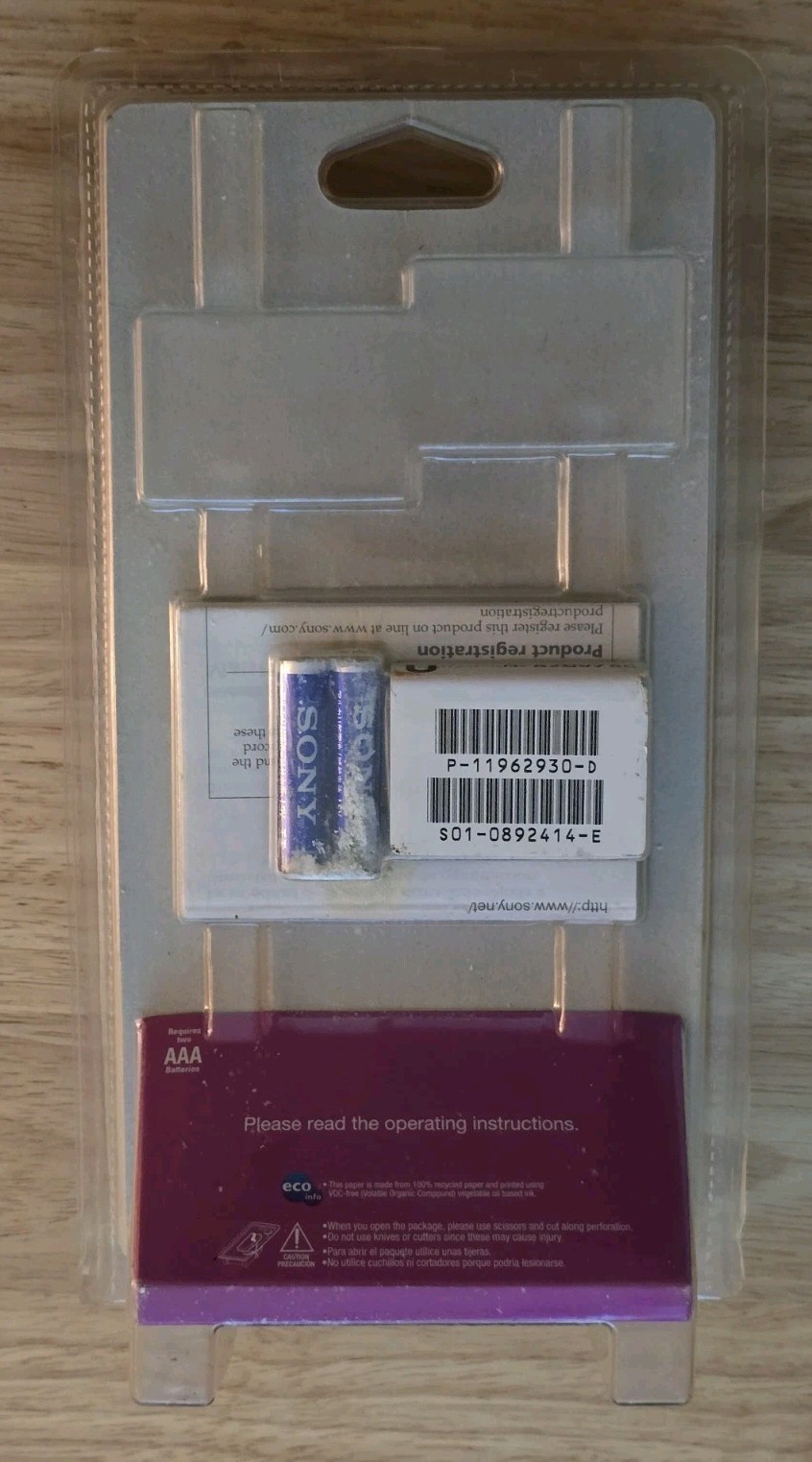 Sony M-570V Handheld Cassette Voice Recorder Clear Voice Plus & VOR..New Sealed!