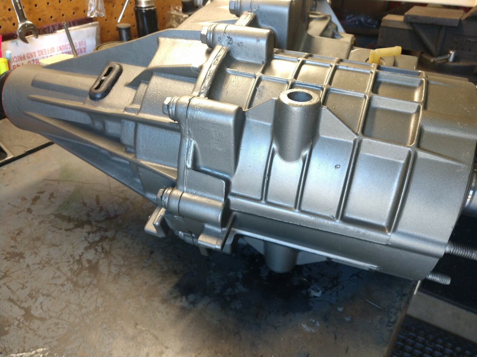 263 HD gm transfer case 01-07 Chevy trucks, Updated New Rear Aluminum Case Half.