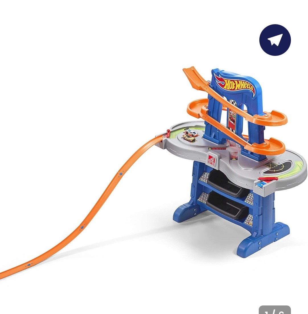 Step 2 Hot Wheels Road Rally Raceway Car Track Play Table Step2