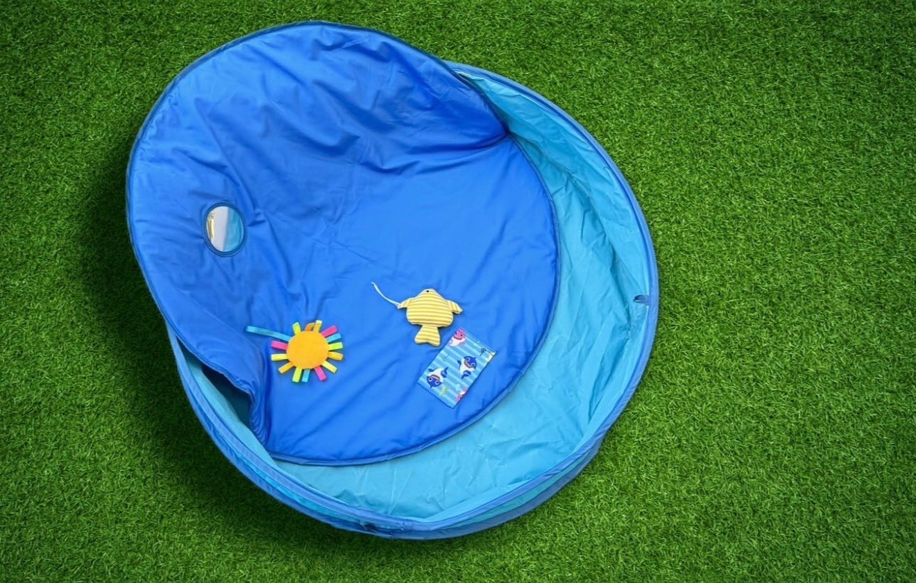 Foldable Baby Splash Pool with Sunshade Canopy – Portable Kiddie Pool Pink