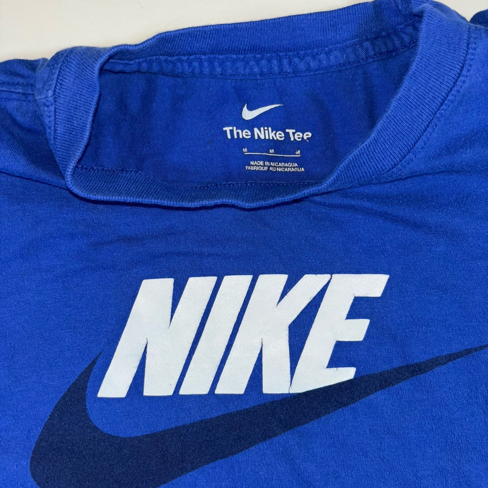 Under Armour and Nike Youth Medium YM Lot Of 4 Shirts Blue Gray Black Logo EUC