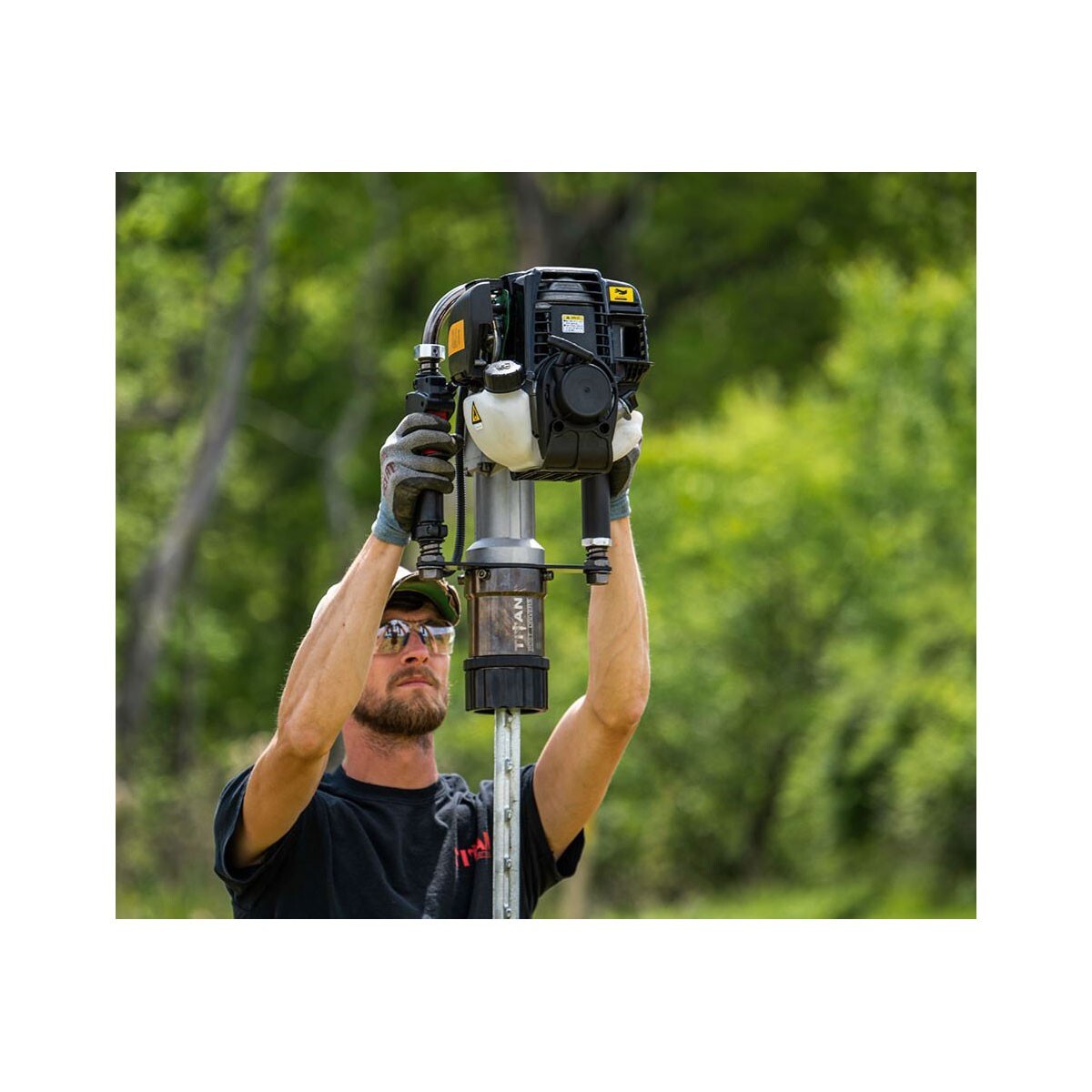 Titan PGD1032 1.2 Horsepower Post Driver