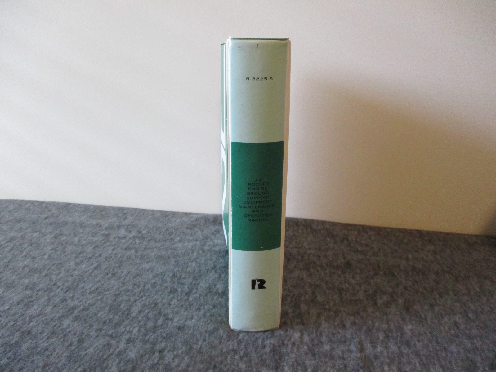 NASA MSFC ROCKETDYNE APOLLO SATURN J-2 ROCKET ENGINE 11"x 11.5" BINDER-NO INSERT