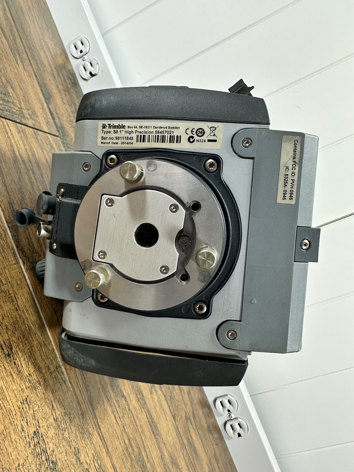 PLEASE READ Trimble Total Station S8 1” High Precision Y92