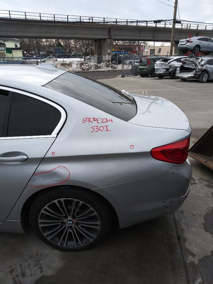 2019 BMW 530I MAIN 10.25 " DISPLAY SCREEN BLACK ID 8715339