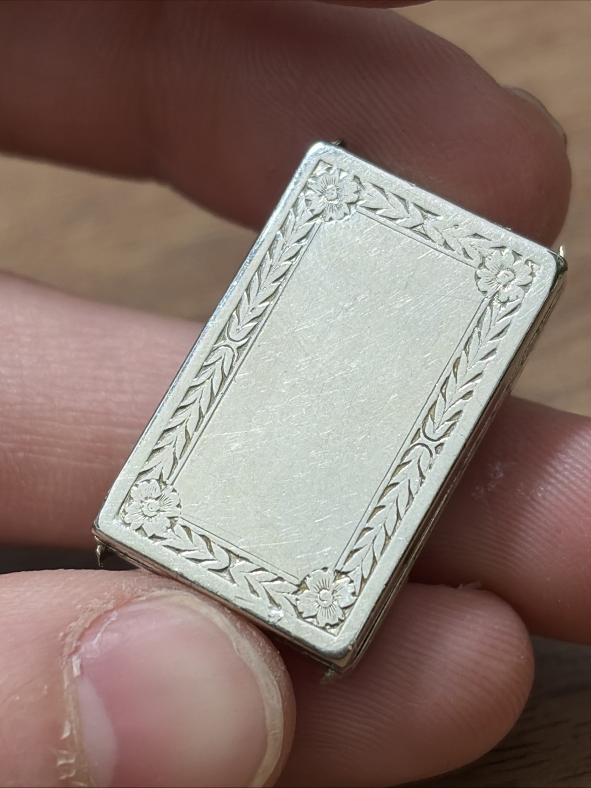 14K Art Deco 1920’s - 30’s Gruen Ladies White Gold Watch