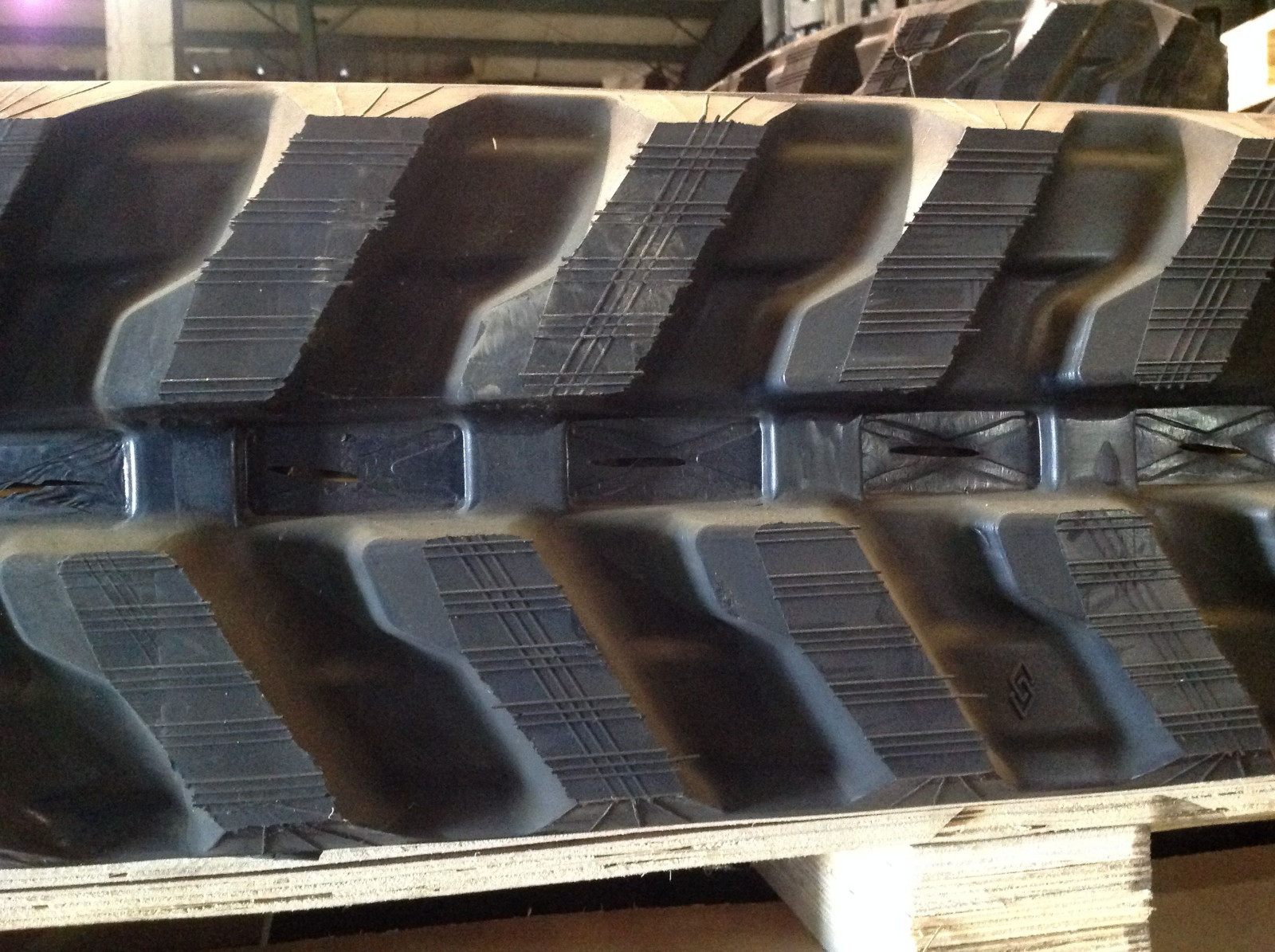 (2-Tracks) Bobcat Rubber Track 320L 321 322 322D 322G 322J 323 230x96x33 2309633