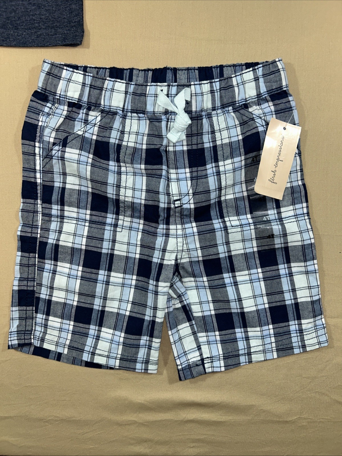 Nike Super Mario boys spring clothing lot shirts shorts size 4/5