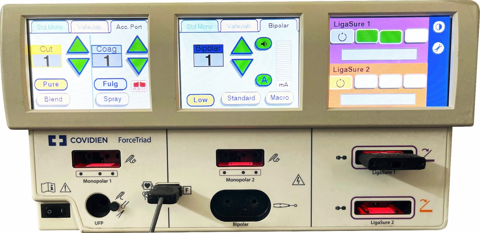 Connector for ForceTriad -Adapter for all Ligasure™ instruments/multiple times