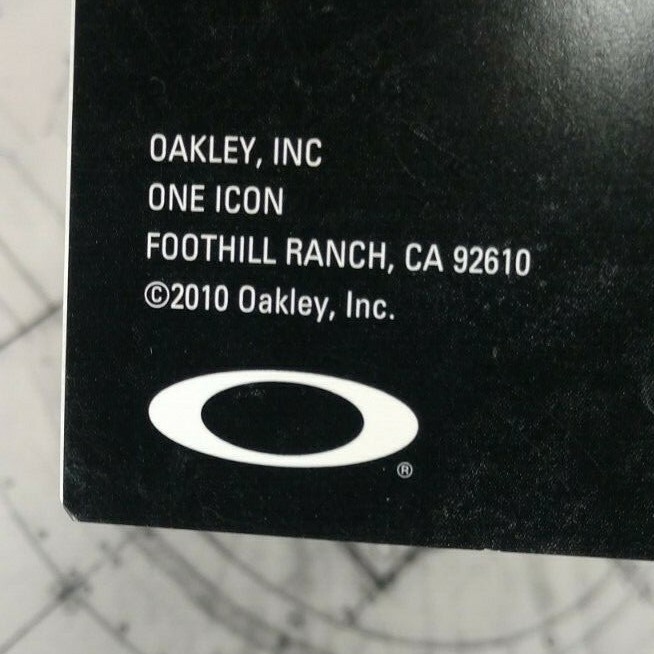 Oakley 2010 Global Store Directory