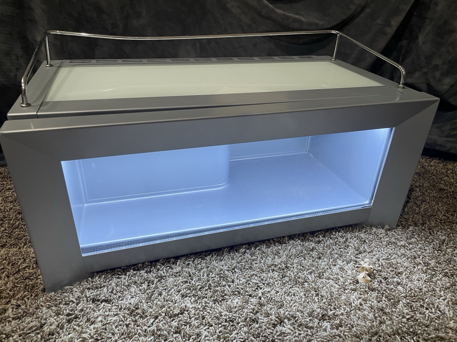 Red Bull Mini Fridge Bar Back Countertop VESTFROST BBC Commercial - No Key