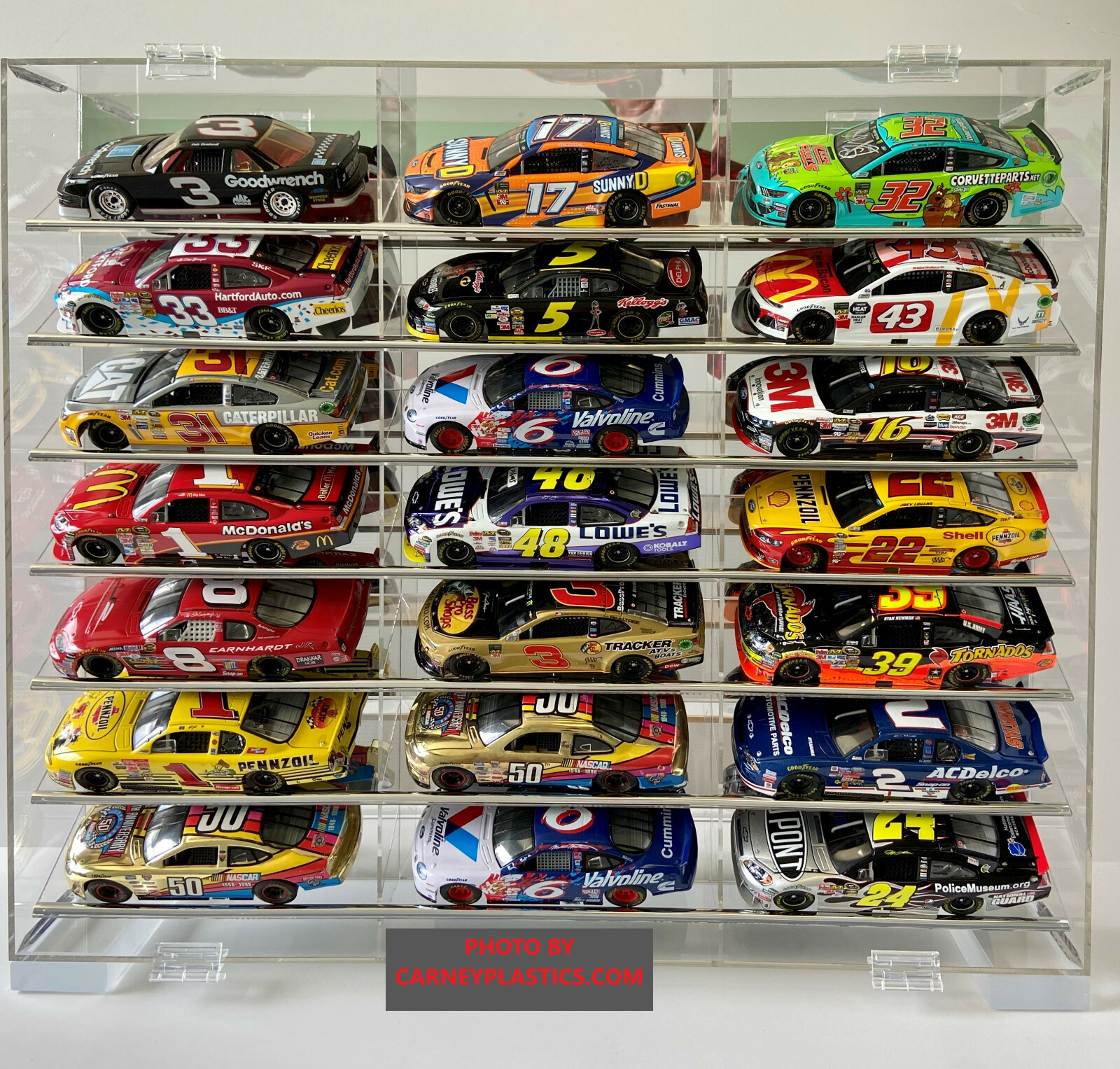 NASCAR Die cast Display Case 21 Angle shelf 1:24