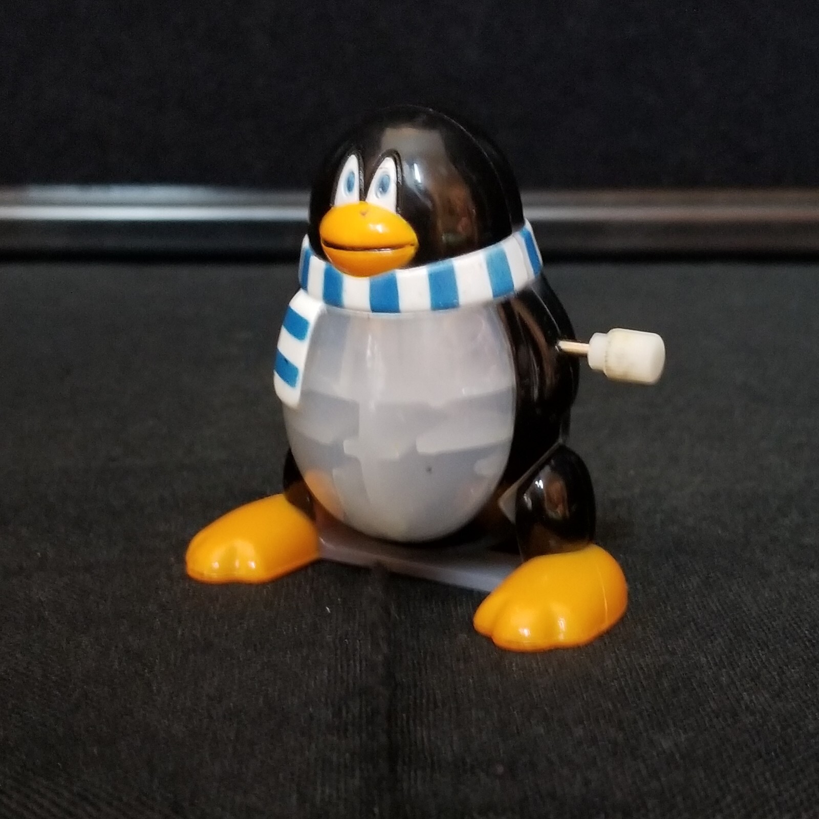 Z Wind Ups Peter The Backflipping Penguin RARE HTF