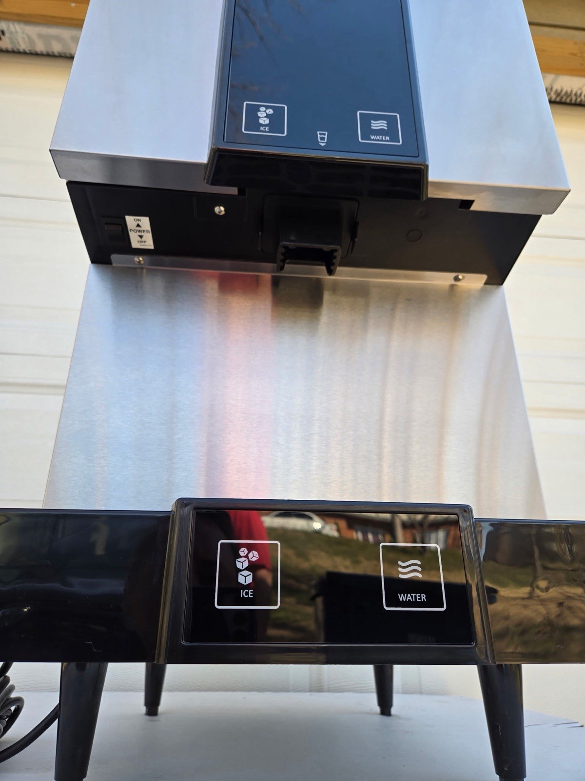 Hoshizaki DCM-271 BAH Countertop 257lb Ice Nugget and Water Maker with Dispenser