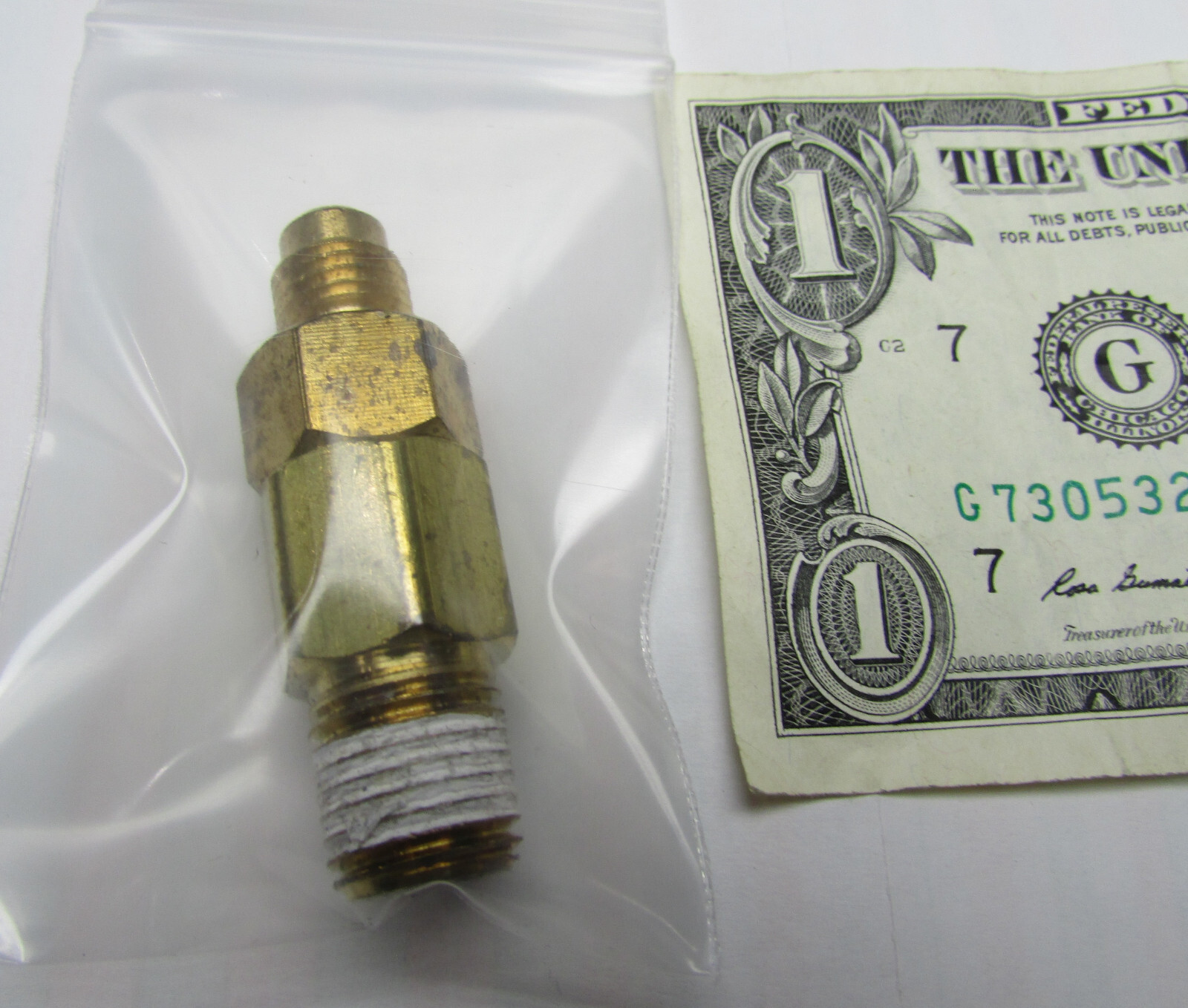 NOS Taprite Check Valve Regulator Outlet Fittings, 1/4" Flare x 1/4" NPT 5436A