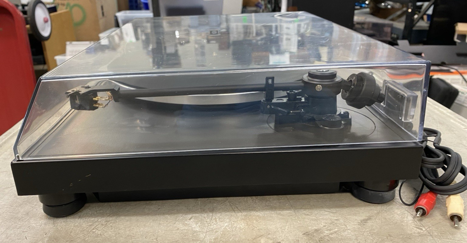 Ariston Q Deck Transcription Belt Drive Turntable w/ Andante HSP - SHOWN WORKING