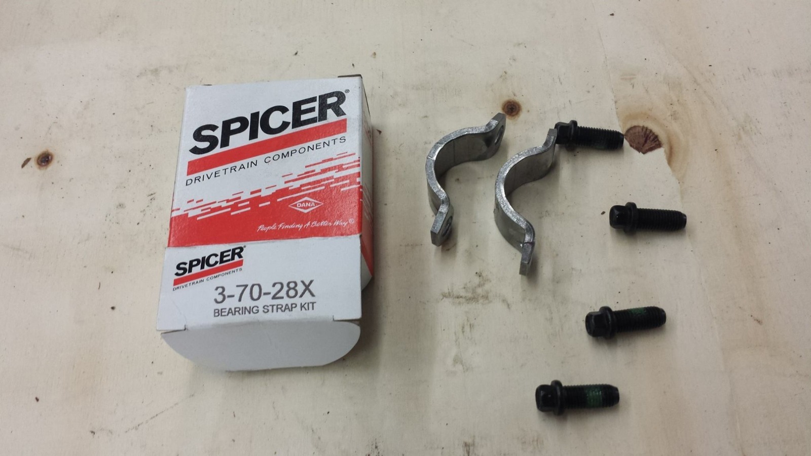 DANA SPICER HEAVY DUTY 3-70-28X U-JOINT STRAP KIT 1350/1410 USA SHIPS FAST!!!!