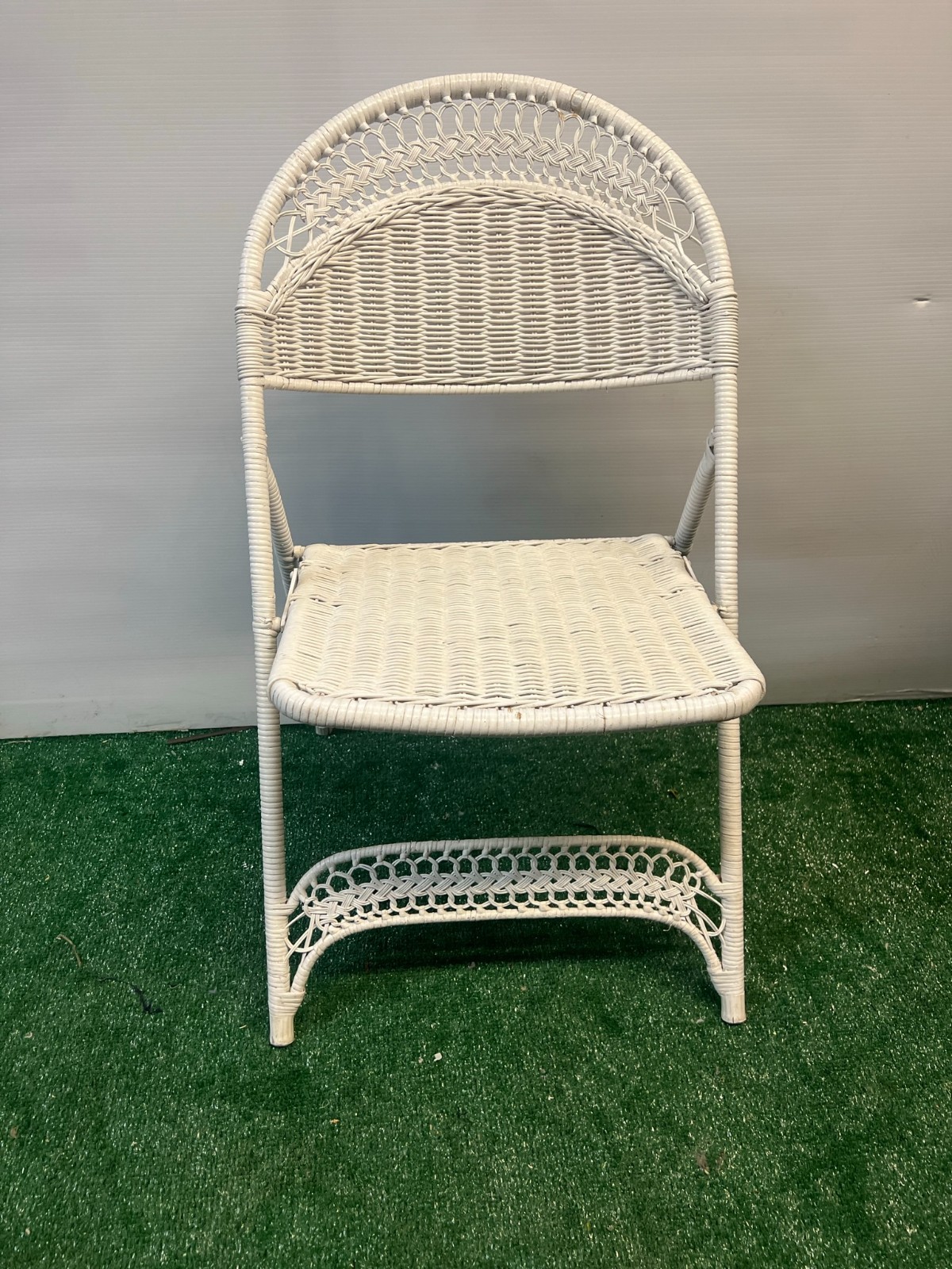 Antique White Wicker Folding Chairs Set of 2 for Home Office, Metal Frame
