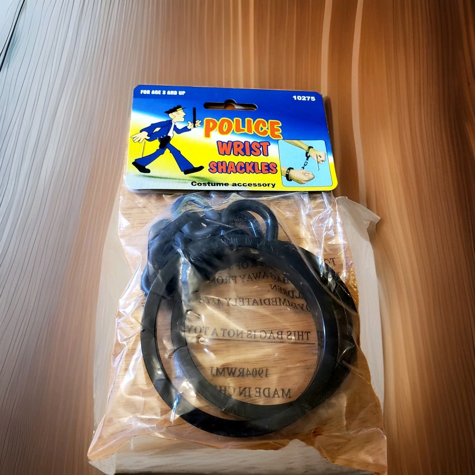 Realistic Wrist Shackles Cuffs Black Iron Prop Costume Accessory New