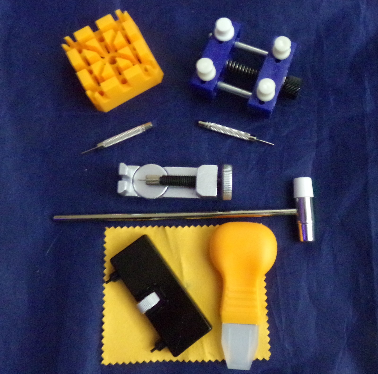 115 pc Watch Scratch Remover, Polishing & Cleaning Kit w/Step by Step Guide