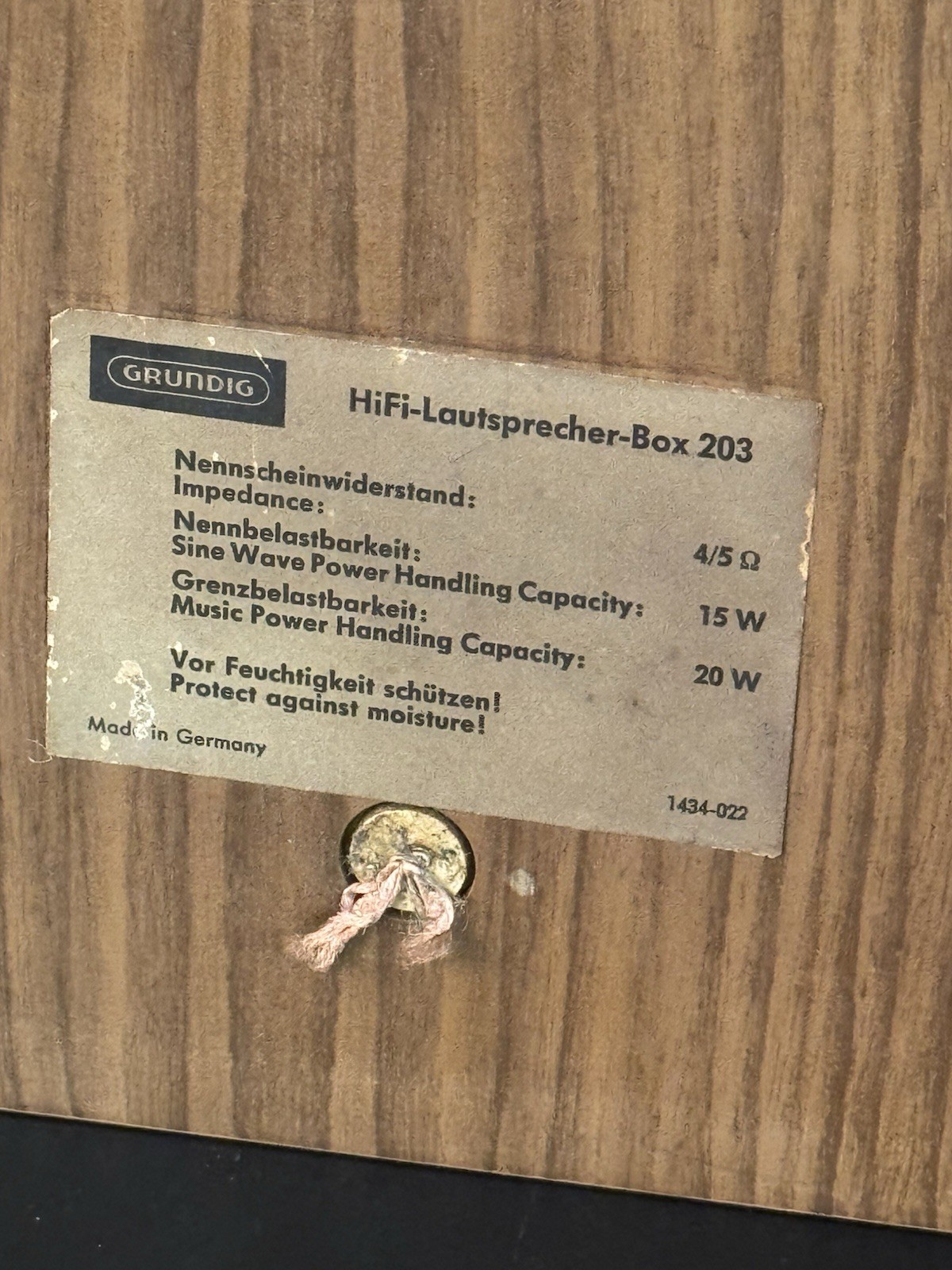 Grundig RTV 360U Solid State Am/Fm Short Wave Radio Stereo w/Speakers *READ*