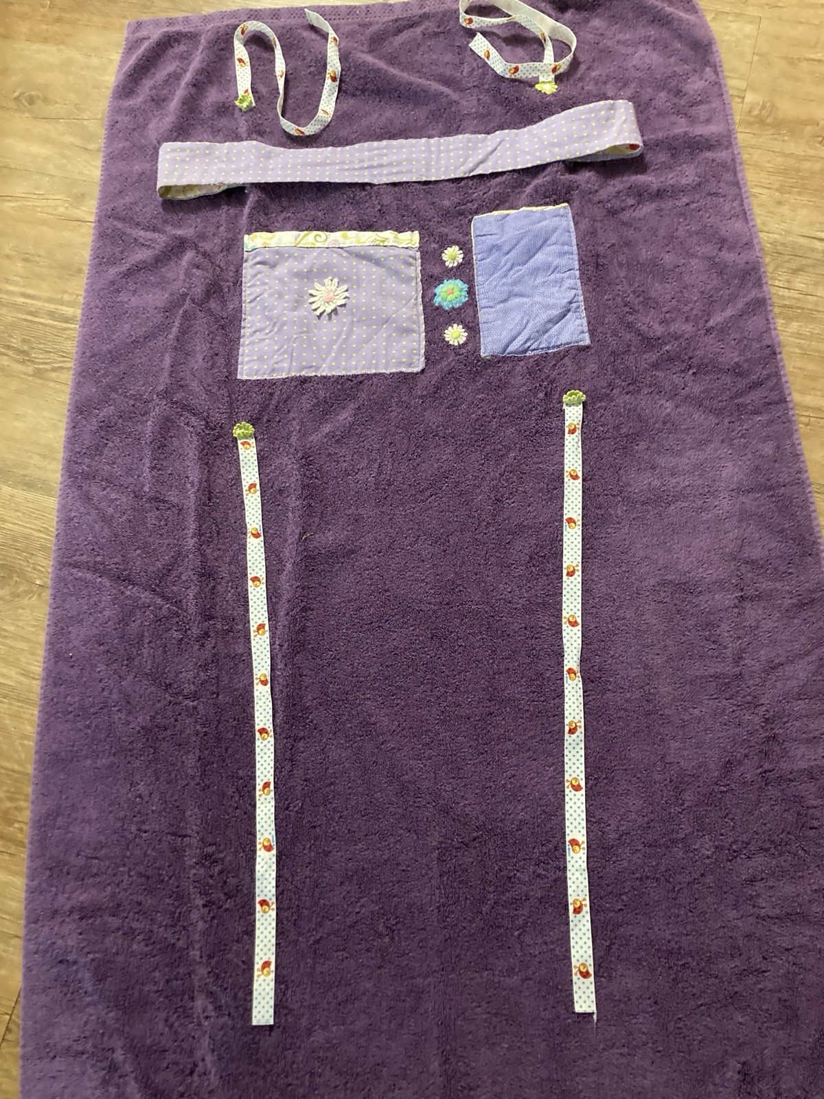 Vintage SPRINGS INDUSTRIES Beach Towel Rollup Floral Embellishment Carry Pocket